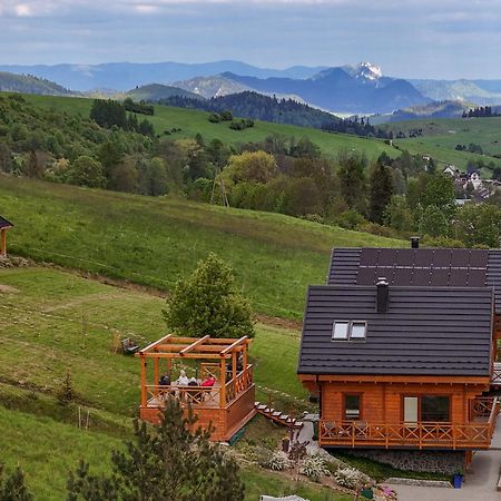 Houten Vakantiewoning "Reisnaarpolen" Royaal Ontbijt, Sauna En Hottub Czarna Gora Bagian luar foto