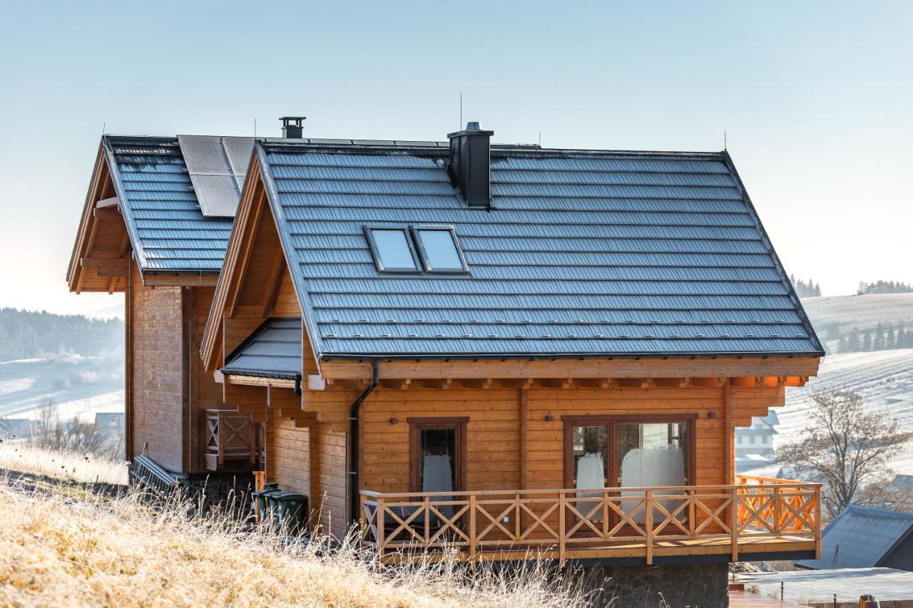 Houten Vakantiewoning "Reisnaarpolen" Royaal Ontbijt, Sauna En Hottub Czarna Gora Bagian luar foto