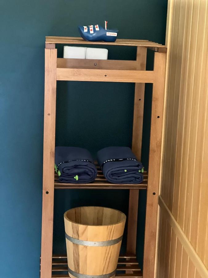 Houten Vakantiewoning "Reisnaarpolen" Royaal Ontbijt, Sauna En Hottub Czarna Gora Bagian luar foto